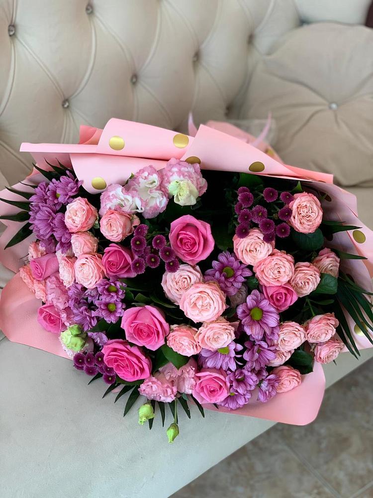 Букет цветов из: Хризантемы, Розы и Лизиантусы в Колосовке