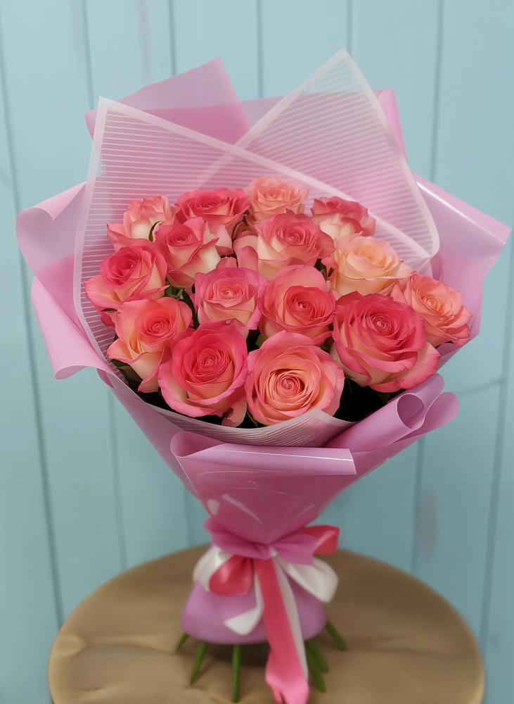 Букет 15 Розовых роз Равель в Колосовке