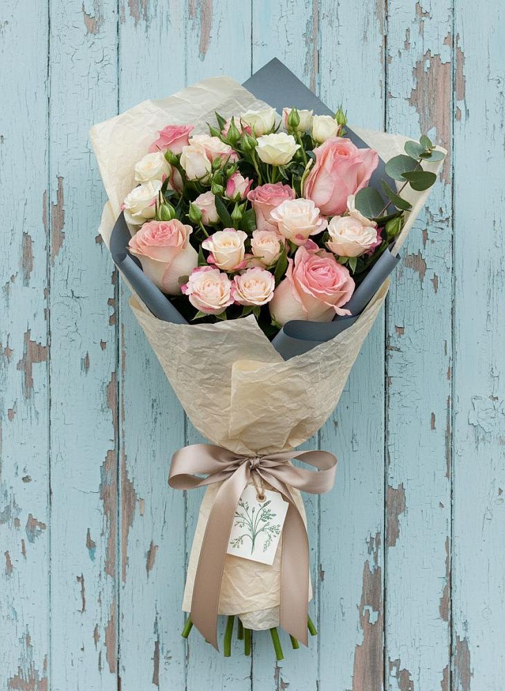 Букет цветов из: Розы в Колосовке