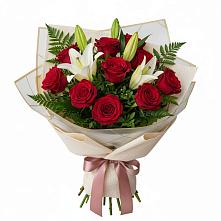 Букет цветов из:  Лилии и Розы в Колосовке