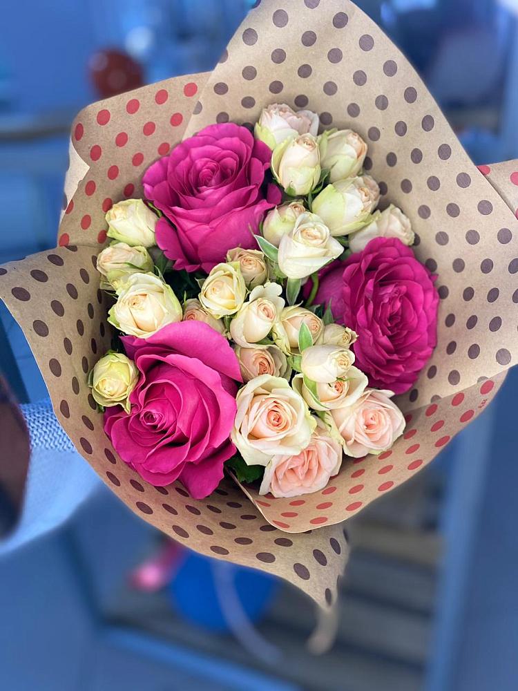 Букет цветов из: Розы в Колосовке