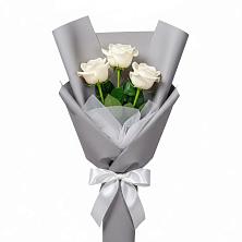 Букет 3 белые розы в Колосовке