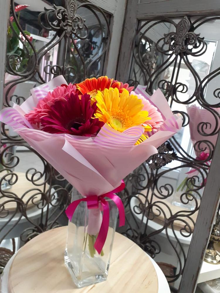 Букет цветов из: Герберы в Колосовке