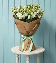 Букет цветов из:  Лизиантусы в Колосовке