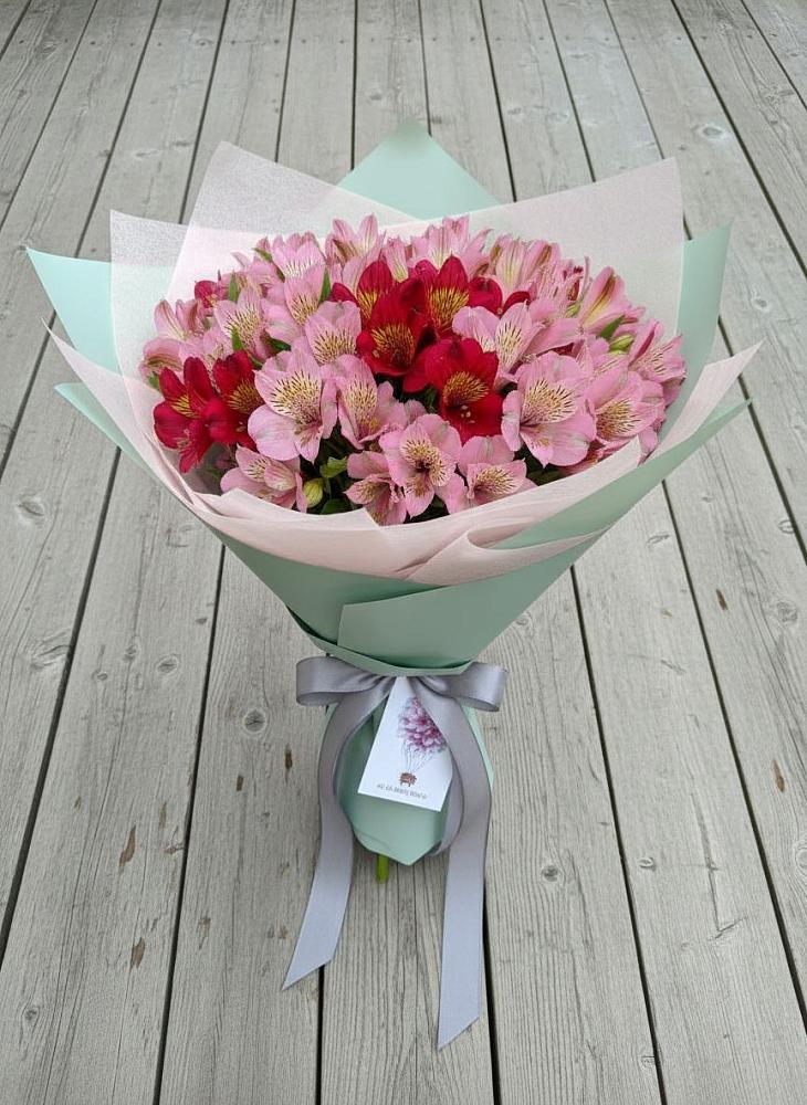 Букет цветов из: Альстромерии в Колосовке