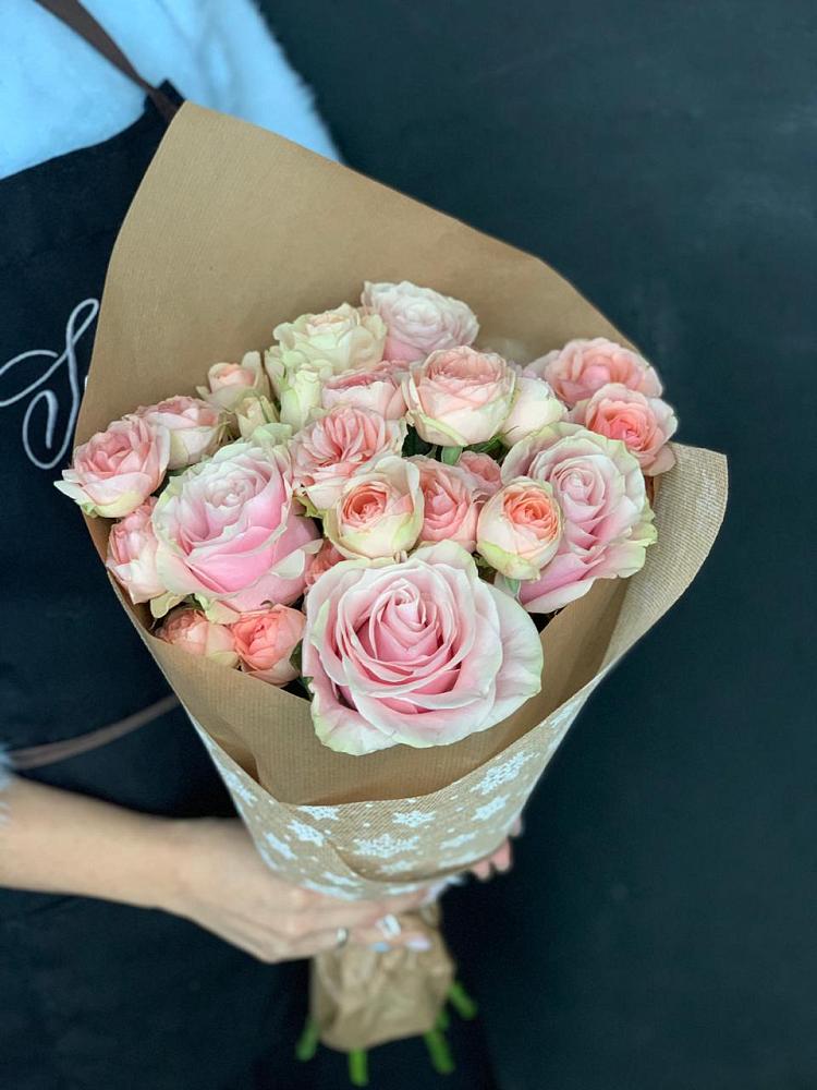 Букет цветов из: Хризантемы и Розы в Колосовке