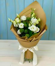 Букет цветов из:  Хризантемы и Лизиантусы в Колосовке