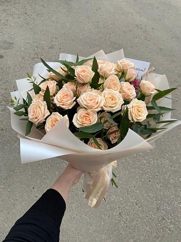 Букет Кремовые розы Латте в Колосовке