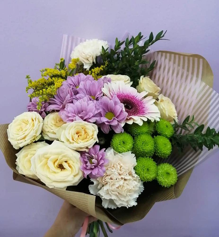 Букет цветов из: Хризантемы, Розы, Гвоздики и Герберы в Колосовке